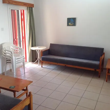 Sea N View 4* לרנקה