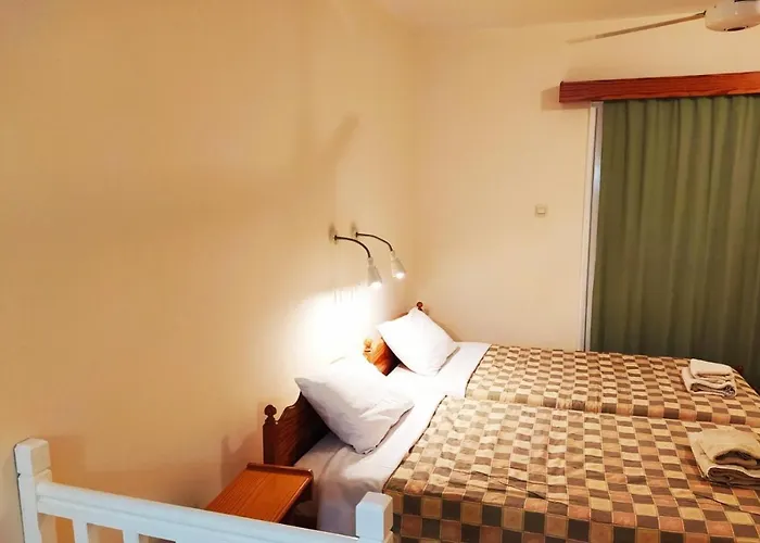 Apartahotel Sea N View 4*