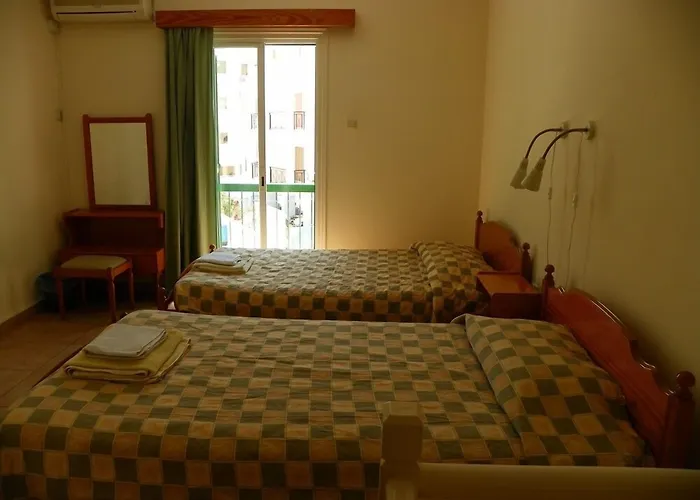 Sea N View 4* Larnaca