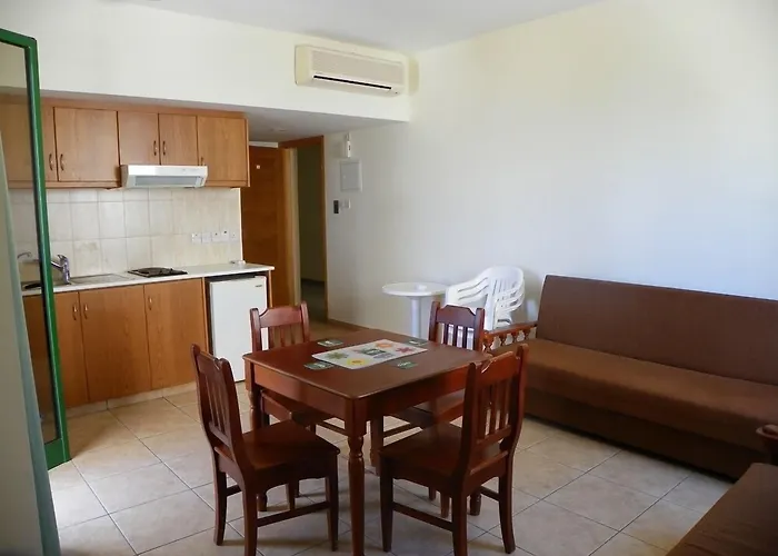 Aparthotel Sea N View