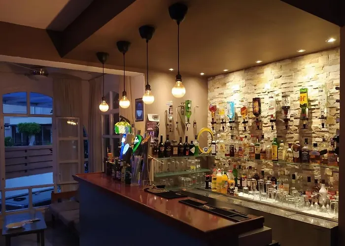 Sea N View Aparthotel Larnaca