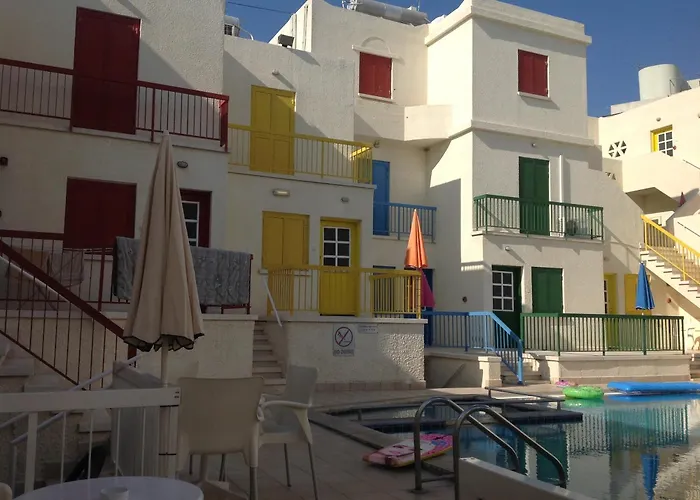 Sea N View Aparthotel