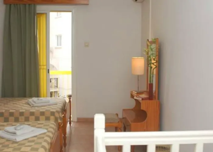 Aparthotel Sea N View 4*