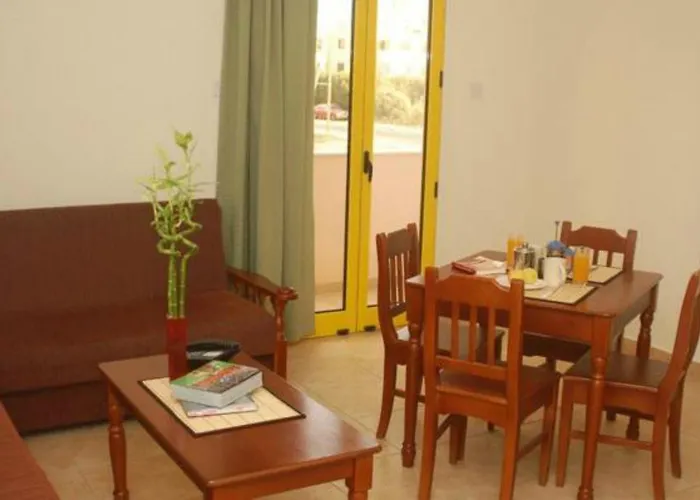 Sea N View Aparthotel 4*